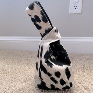 Carlton YAITO knot bag in BLACK Cow Suede